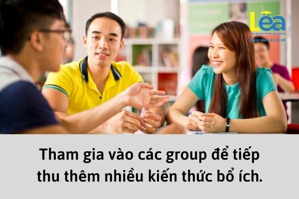Cách học tiếng anh hiệu quả cho người mới bắt đầu 3 Tham gia học nhóm - câu lạc bộ